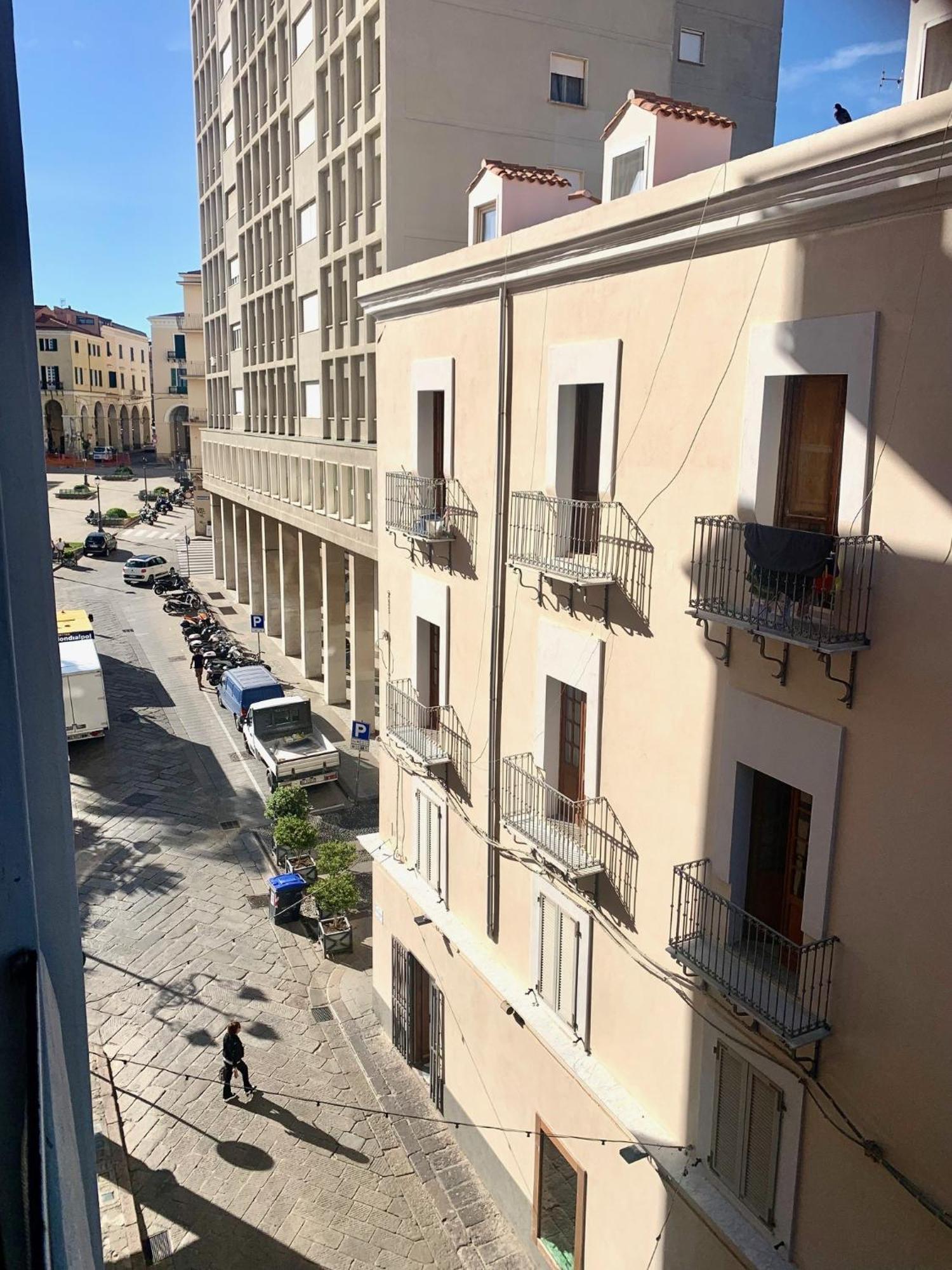 The Tower Centro - Piazza Castello Apartment Sassari Bagian luar foto